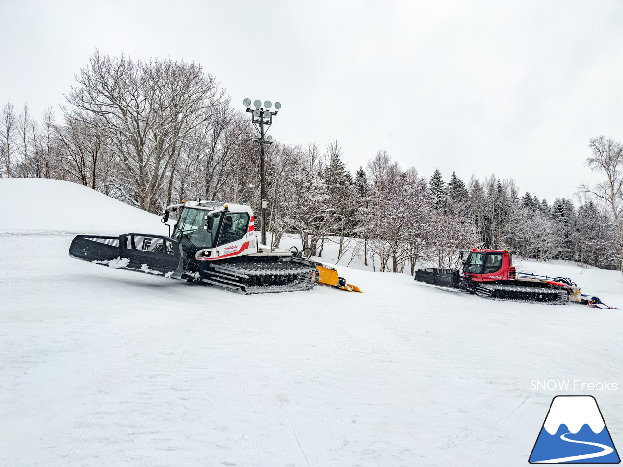 暑寒別岳スキー場｜今季のゲレンデ営業は、3月8日まで。最後の週末にもかかわらず、この残雪量は流石の暑寒別岳(^^)/